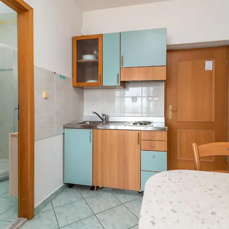 Jerkan 16 By Interhome Podstrana
