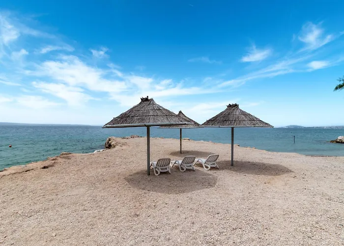 Jerkan 16 By Interhome *