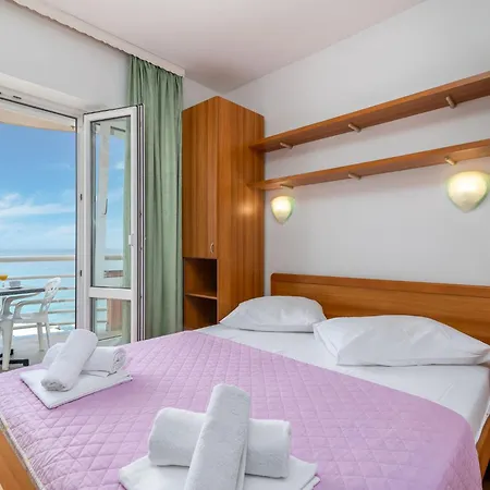 Jerkan 16 By Interhome Apartman Podstrana