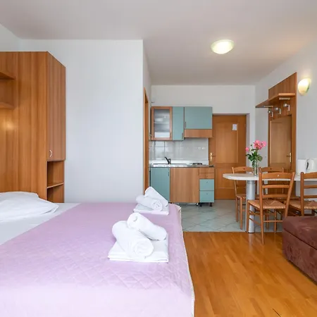 아파트 Studio 16 By Interhome