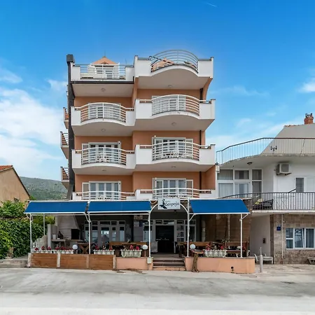 Apartament Jerkan 16 By Interhome Podstrana