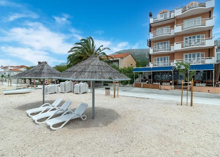 Jerkan 16 By Interhome